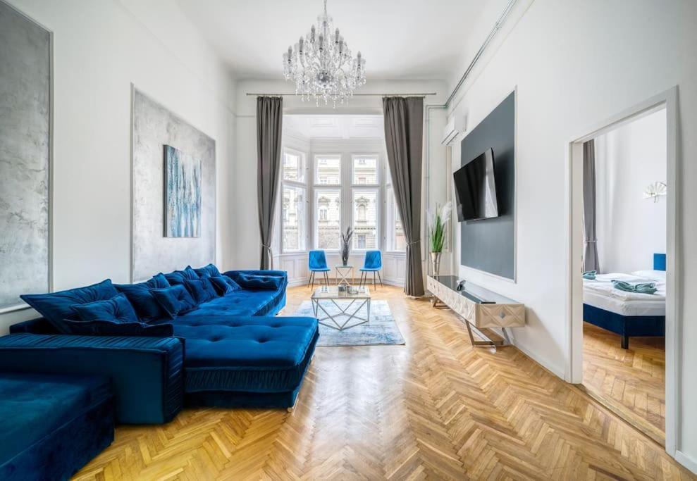 Appartamento Andrassy Grandeur With Indoor Parking *