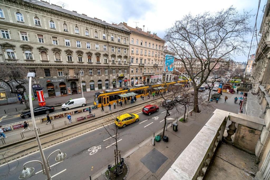 Andrassy Grandeur With Indoor Parking * Budapest